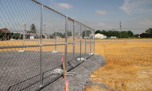 chain link fence rental